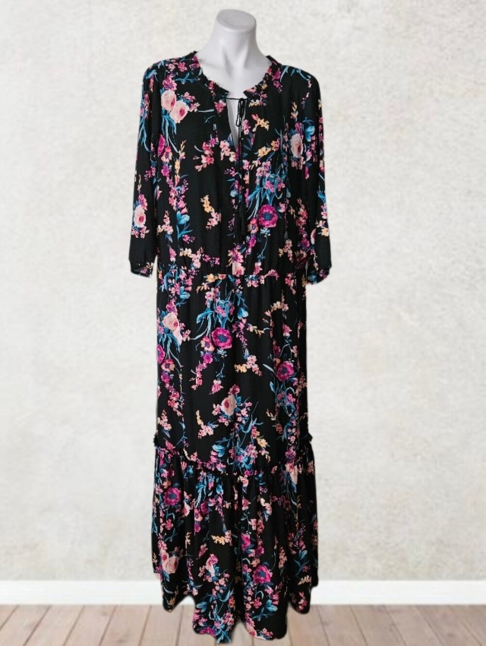 Boutique Tiered Prairie Black Floral Print Long Sleeve Maxi Dress 1X
